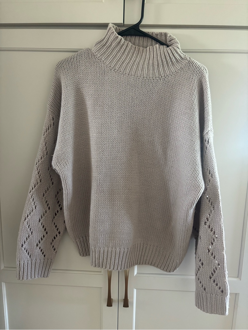 Medium Line and Dot sweater